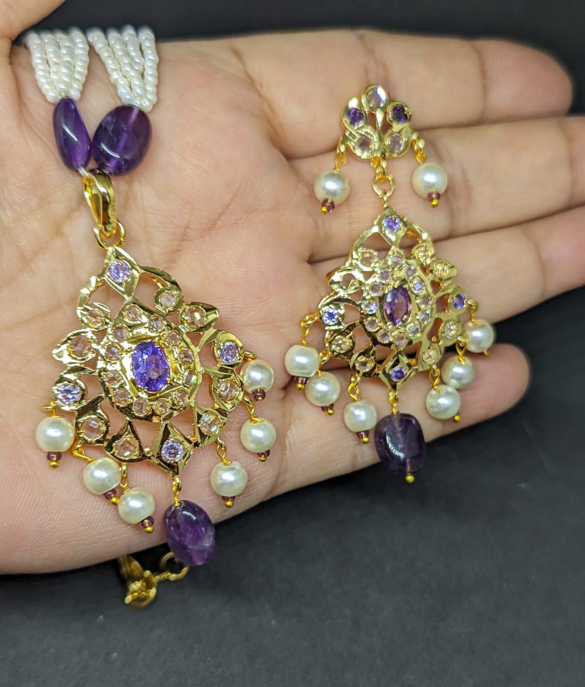 Sara Purple Pendent Set