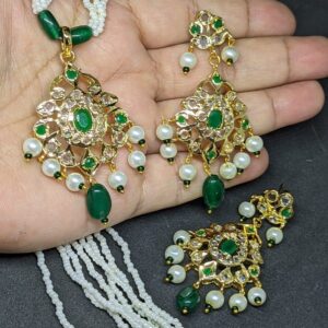 Sara Green Pendent Set