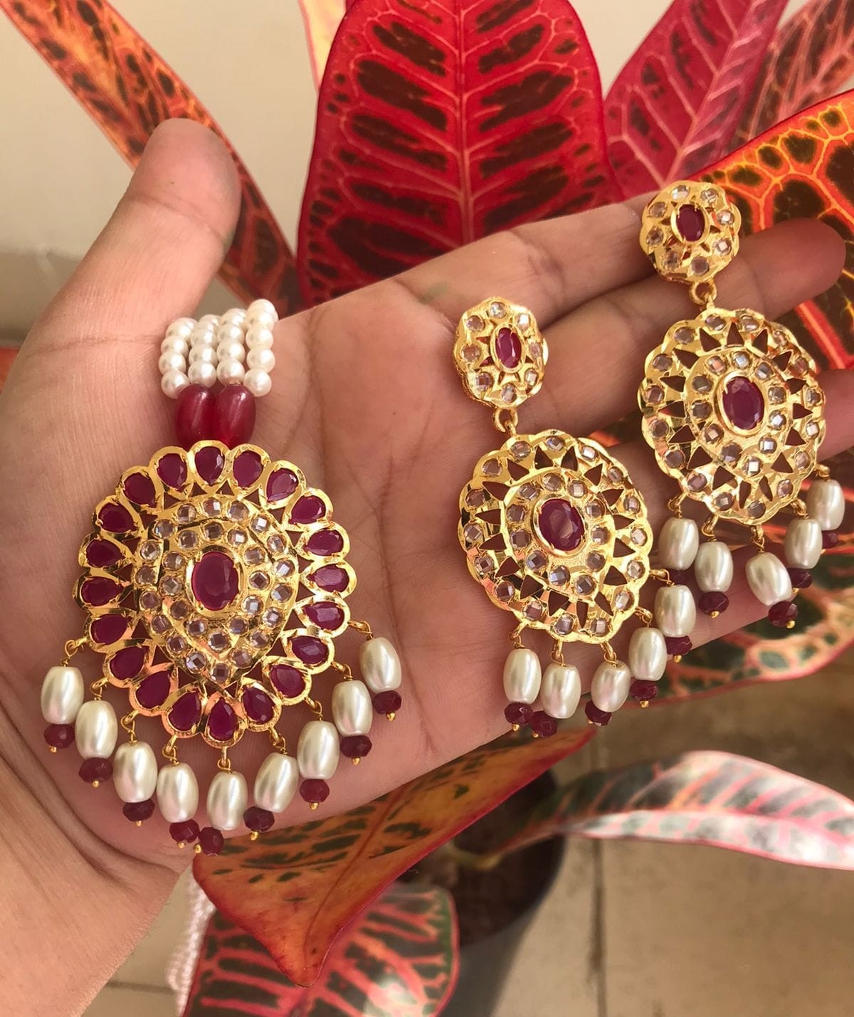 Sadaf Red Pendent Set