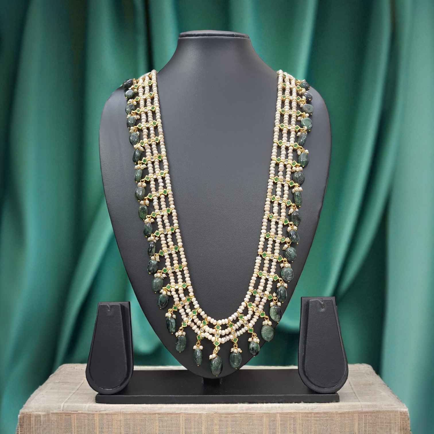 Saba Green Real Emerald & Real Pearl Necklace