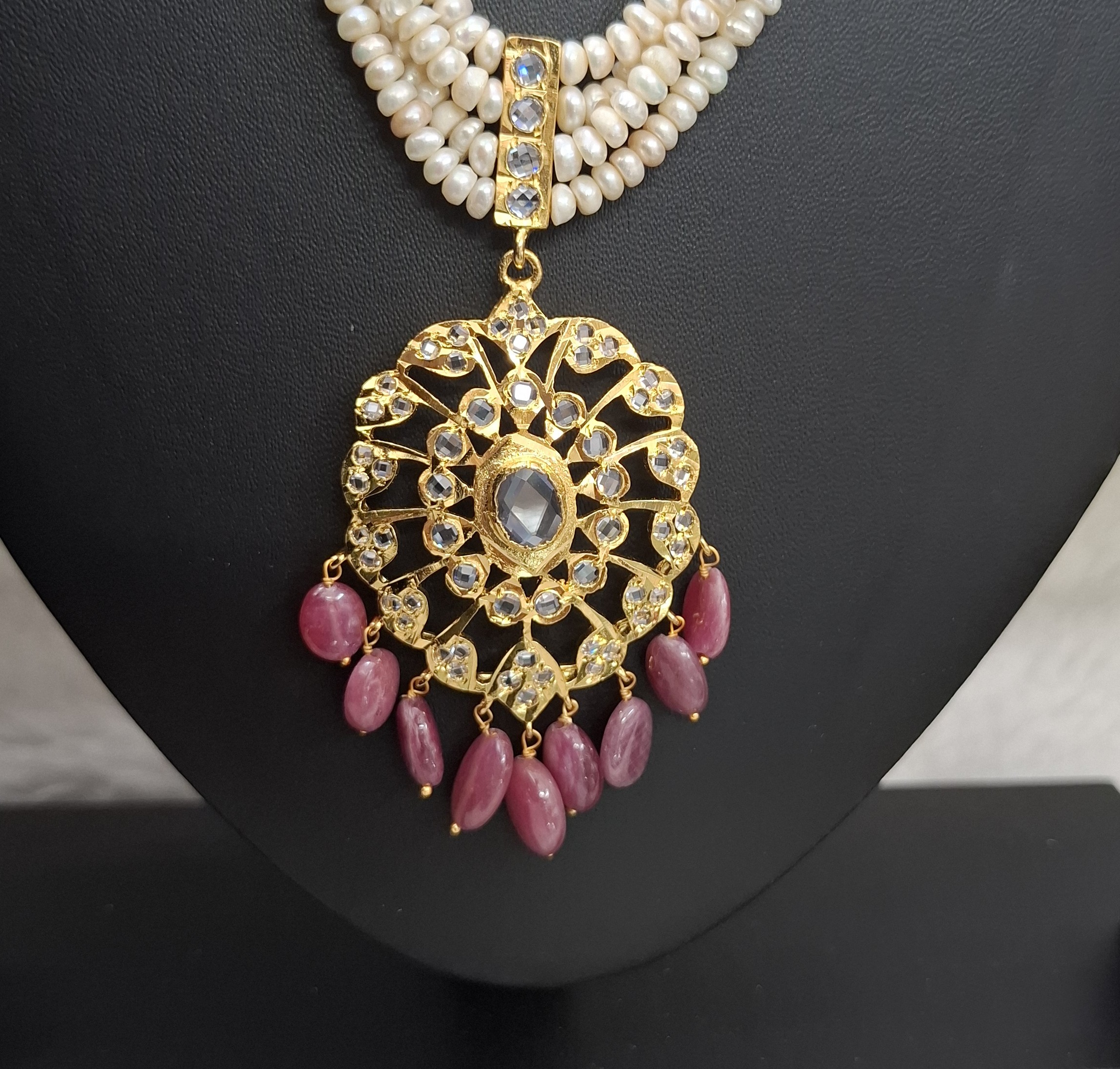 Zoya Red Real Ruby & Real Pearl Rani Har - Image 2