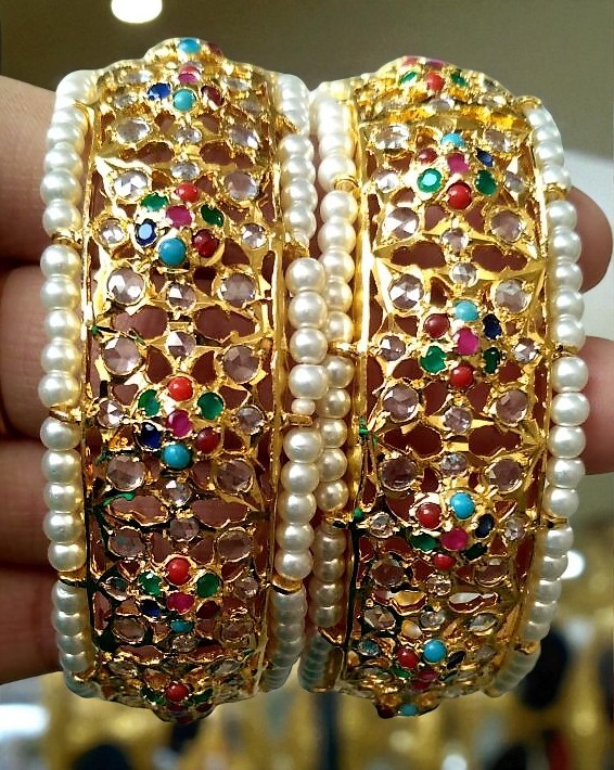 Sana Red Bangles - Image 2