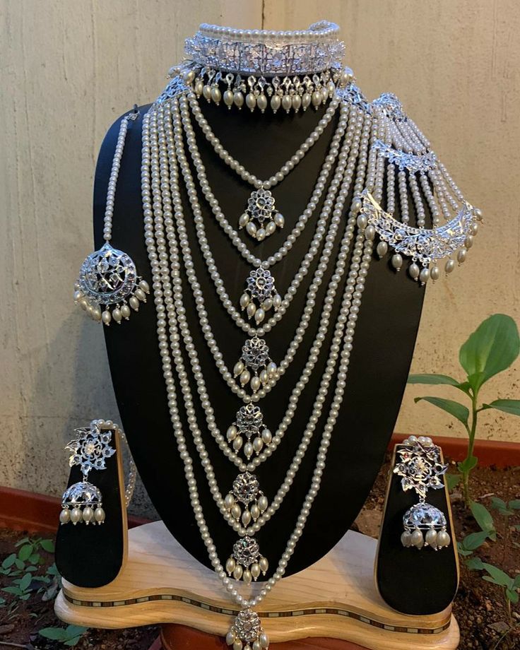 Hyderabadi Silver-Plated Bridal Set