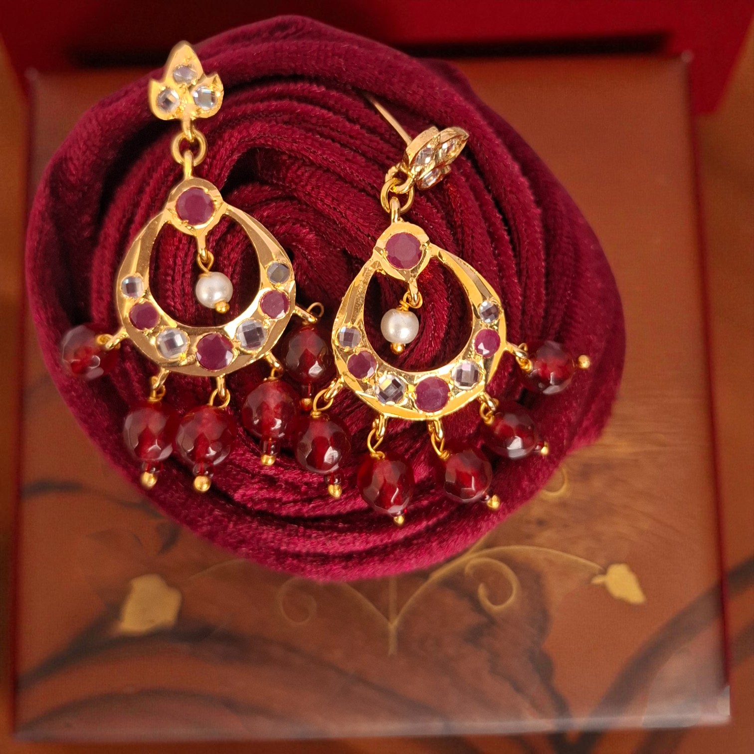 Sana White & Red Chandbali - Image 2